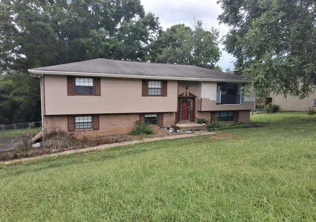 1st image of 834 Crestridge Dr, Rossville, GA 30741 | MLS# 1540453