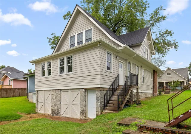 Photo 2 of Single family home for sale at 1612 Kirby Ave, Chattanooga, TN 37404 | MLS# 1539381 | Listing updated on 2026-08-27