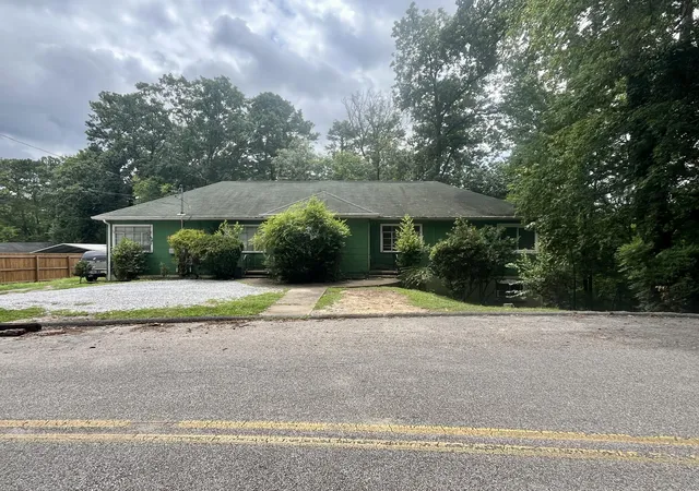 Photo 2 of Multi family home for sale at 107 Hollyberry Ln, Chattanooga, TN 37411 | MLS# 1539237 | Listing updated on 2026-07-23