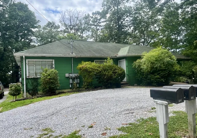 Listing Photo 5 - Condo for sale in building located at 107 Hollyberry Ln, Chattanooga, TN 37411