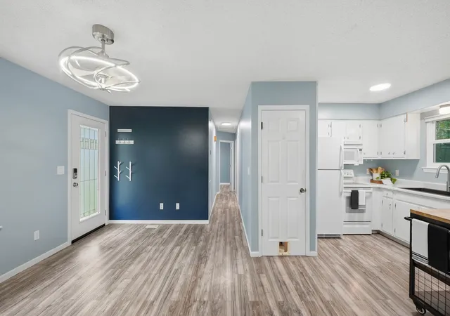 Photo 4 of Sale Pending at 1420 N Winer Dr, Soddy Daisy, TN 37379 | MLS# 1539268 | Listing updated on 2026-08-15