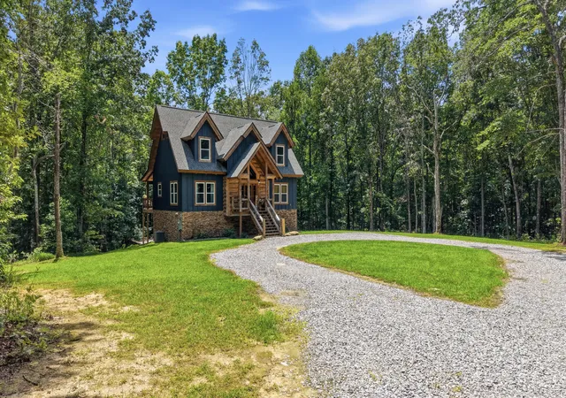 Photo 4 of Single family home for sale at 700 Upper Firetower Rd, Sequatchie, TN 37374 | MLS# 1539373 | Listing updated on 2026-07-24