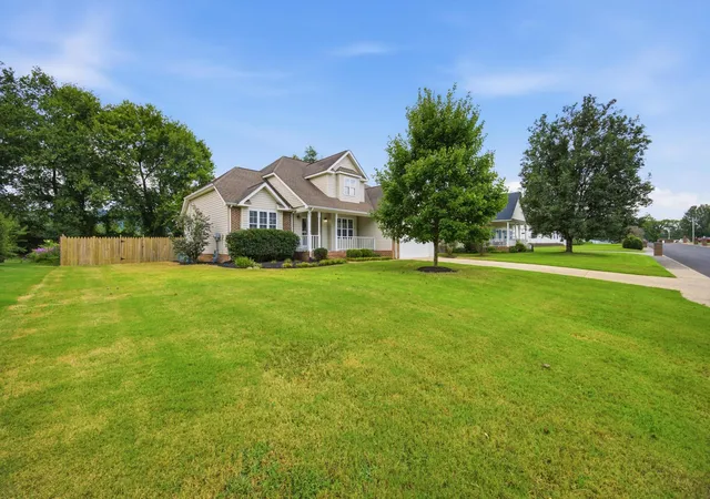Single family home for sale at 168 Mountain Brk Dr, Ringgold, GA 30736 | MLS# 1539352
