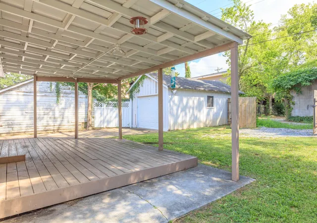 Photo 2 of Single family home for sale at 2403 Bailey Ave, Chattanooga, TN 37404 | MLS# 1539324 | Listing updated on 2026-07-23