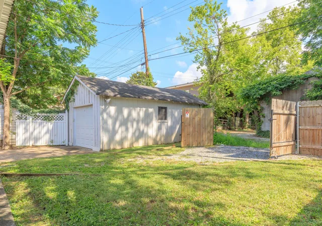 Photo 3 of Single family home for sale at 2403 Bailey Ave, Chattanooga, TN 37404 | MLS# 1539324 | Listing updated on 2026-07-23