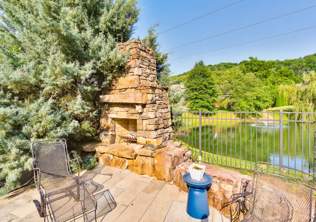 Photo 4 of Single family home for sale at 713 Shearer Cvs Rd, Chattanooga, TN 37405 | MLS# 1539421 | Listing updated on 2026-08-27