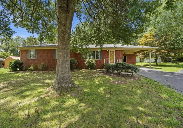 Photo 1 of Single family home for sale at 811 Sunset Ave, Cleveland, TN 37311 | MLS# 1539337 | Listing updated on 2026-09-30