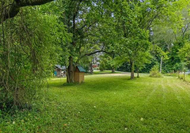 8th image of 195 Crisp Ln, Decatur, TN 37322 | MLS# 1539357