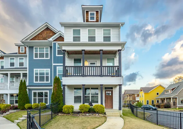 Photo 2 of Sale Pending at 1407 Park Ave, Chattanooga, TN 37408 | MLS# 1539364 | Listing updated on 2026-09-04