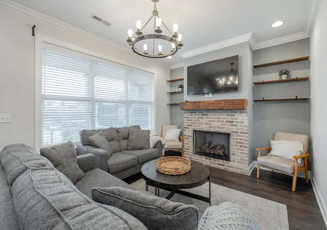 Photo 3 of Sale Pending at 1407 Park Ave, Chattanooga, TN 37408 | MLS# 1539364 | Listing updated on 2026-09-04