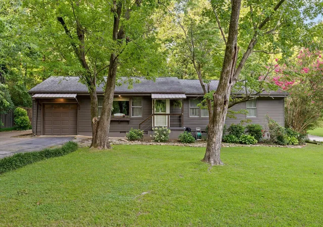 Photo 1 of Sale Pending at 2728 Haywood Ave, Chattanooga, TN 37415 | MLS# 1539408 | Listing updated on 2026-07-28