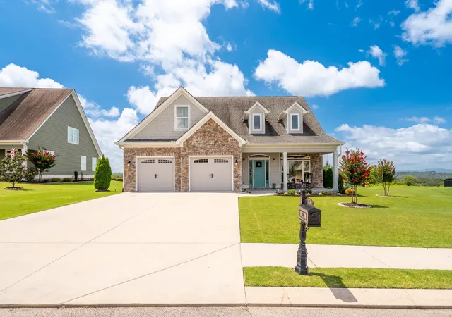 1st image of 124 Tuscany Village Dr, Ringgold, GA 30736 | MLS# 1539422