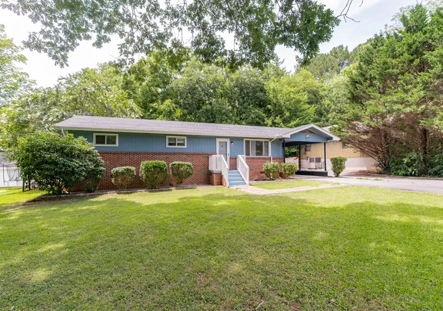 Photo 2 of Single family home for sale at 316 Reads Lake Rd, Chattanooga, TN 37415 | MLS# 1539457 | Listing updated on 2026-08-17