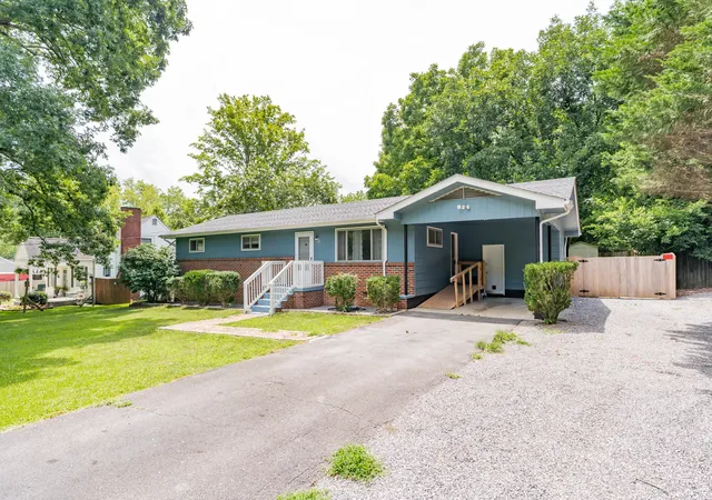 Photo 4 of Single family home for sale at 316 Reads Lake Rd, Chattanooga, TN 37415 | MLS# 1539457 | Listing updated on 2026-08-17