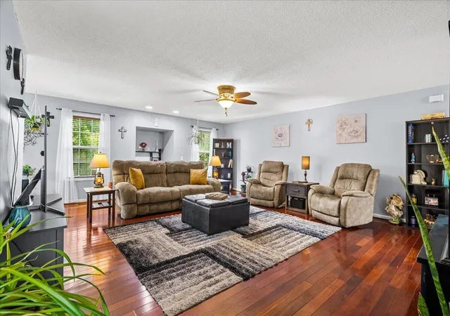 Photo 2 of Single family home for sale at 318 Eaglebend Dr, Cohutta, GA 30710 | MLS# 1539446 | Listing updated on 2026-09-16