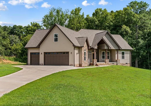 Photo 1 of Sale Pending at 88 Mcbryer Rd, Chatsworth, GA 30705 | MLS# 1539458 | Listing updated on 2026-08-20