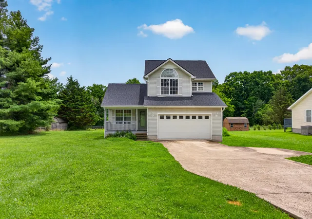 1st image of 384 Miller Rd, Signal Mountain, TN 37377 | MLS# 1539479