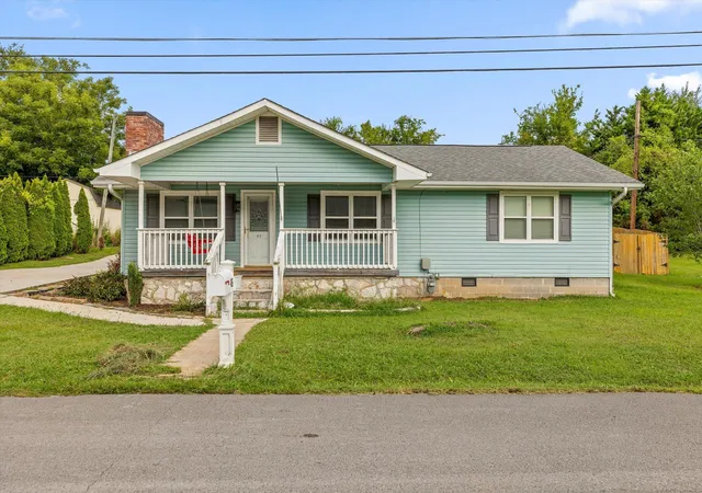 Photo 1 of Sale Pending at 45 Lamar St, Ringgold, GA 30736 | MLS# 1540201 | Listing updated on 2026-09-14