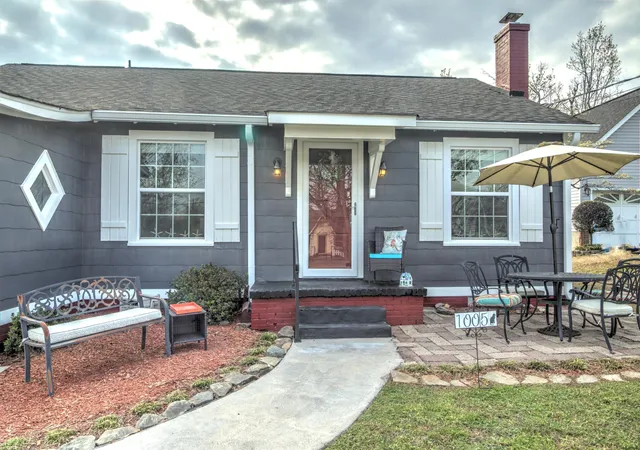 Photo 1 of Sale Pending at 1005 S Crest Rd, Rossville, GA 30741 | MLS# 1539880 | Listing updated on 2026-09-25