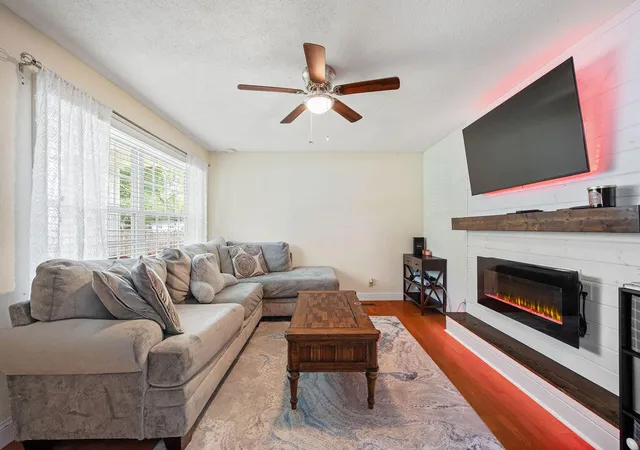 5th image of 208 Gracie Ave, Fort Oglethorpe, GA 30742 | MLS# 1539557