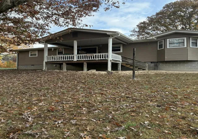 Photo 2 of Single family home for sale at 2558 S Dick Crk Rd, La Fayette, GA 30728 | MLS# 1539517 | Listing updated on 2026-09-22