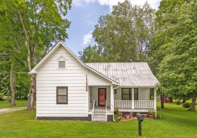 Single family home for sale at 123 Leggett Rd, Sale Creek, TN 37373 | MLS# 1539512