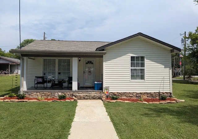 2nd image of 354 S Hemlock Dr, Whitwell, TN 37397 | MLS# 1539644
