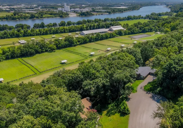 Photo 58 of Sale Pending at 1107 River Hills Dr, Chattanooga, TN 37415 | MLS# 1539799 | Listing updated on 2026-08-30