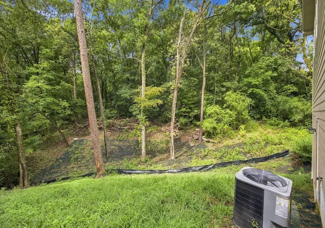 Photo 25 of Single family home for sale at 3010 Northway Ln, Chattanooga, TN 37406 | MLS# 1539563 | Listing updated on 2026-08-24