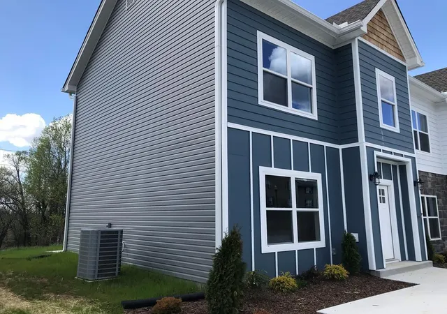 Photo 3 of Townhouse for sale at 3731 Keri Ln Ne, Cleveland, TN 37312 | MLS# 1539592 | Listing updated on 2026-08-19