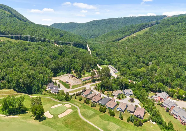 Photo 3 of Single family home for sale at 4338 Nestledown Ct, Chattanooga, TN 37419 | MLS# 1540759 | Listing updated on 2026-09-14