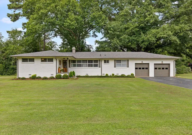 Photo 1 of Sale Pending at 6929 Hickory View Ln, Chattanooga, TN 37421 | MLS# 1539621 | Listing updated on 2026-09-13