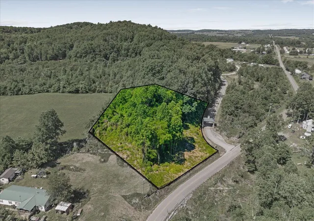 2nd image of 00 Poplar Lot 54 Dr, Sweetwater, TN 37874 | MLS# 1539615
