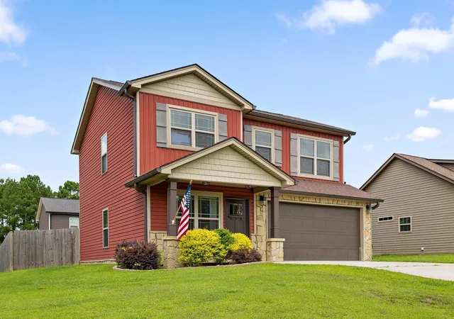 Photo 3 of Single family home for sale at 142 Mallard Ln, La Fayette, GA 30728 | MLS# 1540418 | Listing updated on 2026-08-10