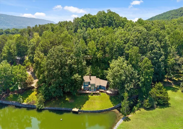 Photo 2 of Sale Pending at 488 Lake Hills Dr, Trenton, GA 30752 | MLS# 1539669 | Listing updated on 2026-08-31