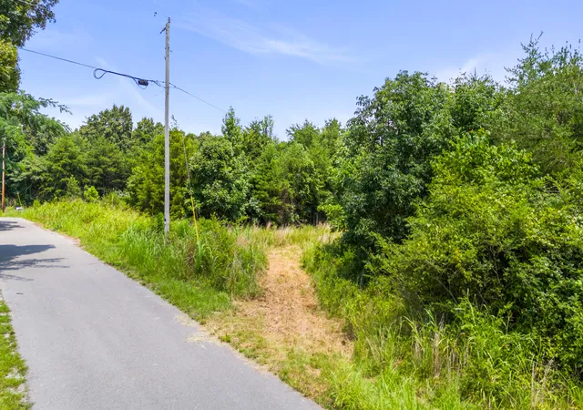 5th image of 0 Lodge Point Rd, South Pittsburg, TN 37380 | MLS# 1539750