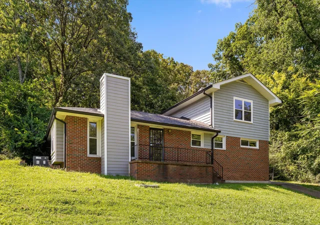 2nd image of 409 Lowell St, Chattanooga, TN 37415 | MLS# 1539881