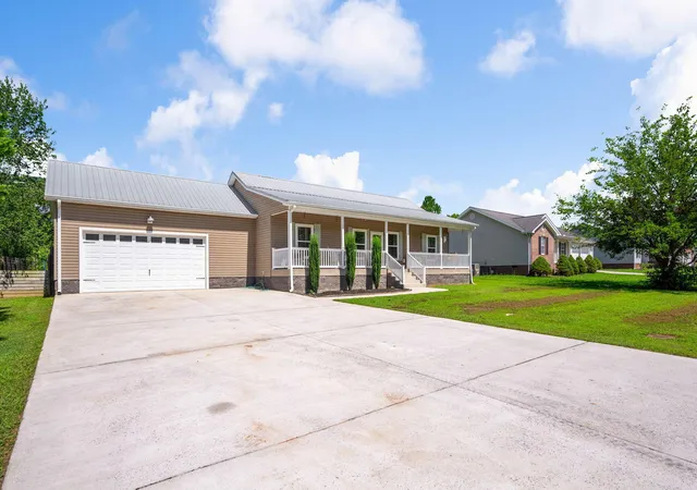 2nd image of 221 Hill Cir, Dunlap, TN 37327 | MLS# 1539835