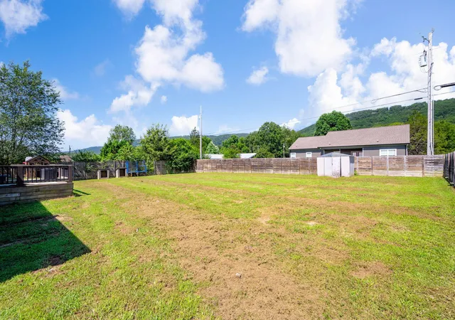 34th image of 221 Hill Cir, Dunlap, TN 37327 | MLS# 1539835