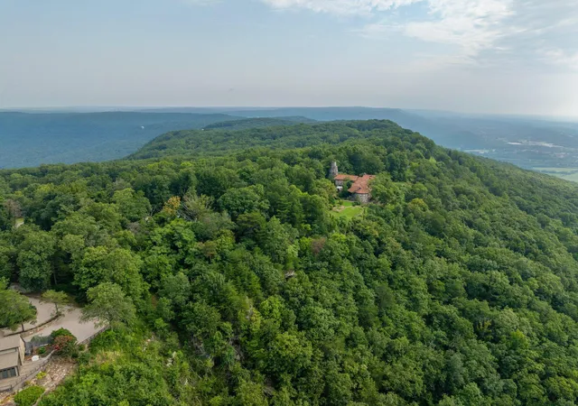 2nd image of 932 Cumberland Rd, Chattanooga, TN 37419 | MLS# 1539677