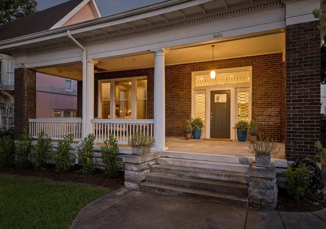 Photo 3 of Single family home for sale at 1406 Chamberlain Ave, Chattanooga, TN 37404 | MLS# 1539848 | Listing updated on 2026-10-08