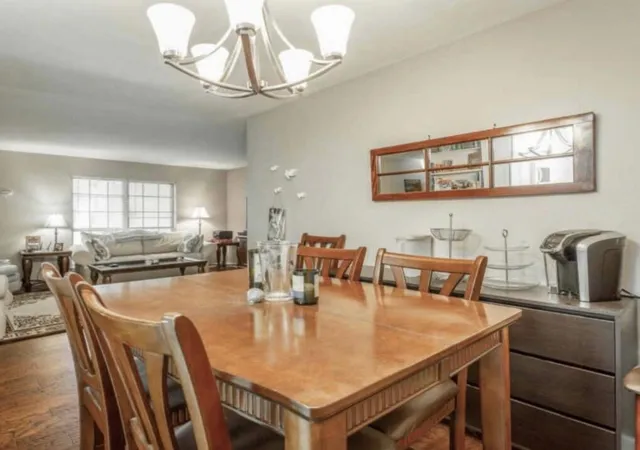 Photo 2 of Sale Pending at 900 Mountain Crk Rd #R324, Chattanooga, TN 37405 | MLS# 1539709 | Listing updated on 2026-08-12