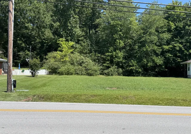 Photo 1 of Sale Pending at 4824 Swan Rd, Chattanooga, TN 37416 | MLS# 1539772 | Listing updated on 2026-08-05