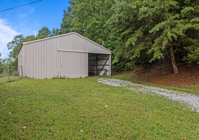 2nd image of 1824 Jackson Point Rd, Sewanee, TN 37375 | MLS# 1539895