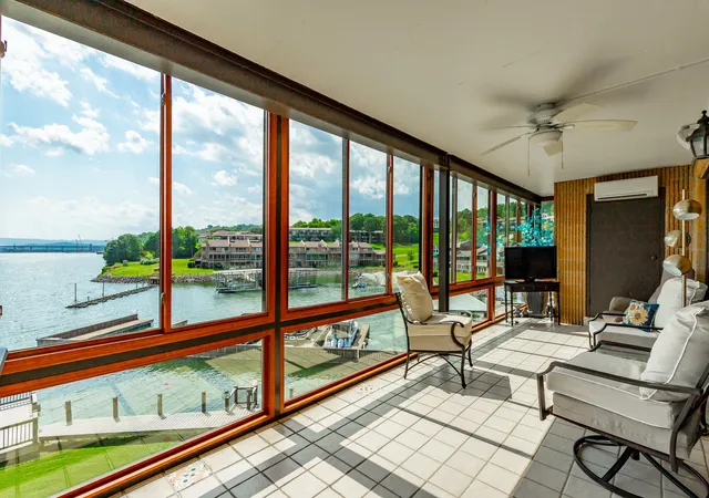 Photo 2 of Condo for sale at 4346 Lakeshore Ln #204, Chattanooga, TN 37415 | MLS# 1539850 | Listing updated on 2026-08-28