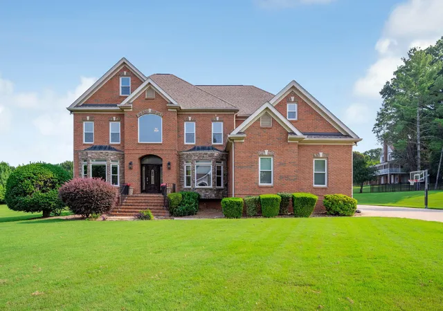 Single family home for sale at 9920 Frost Crk Dr, Ooltewah, TN 37363 | MLS# 1539735
