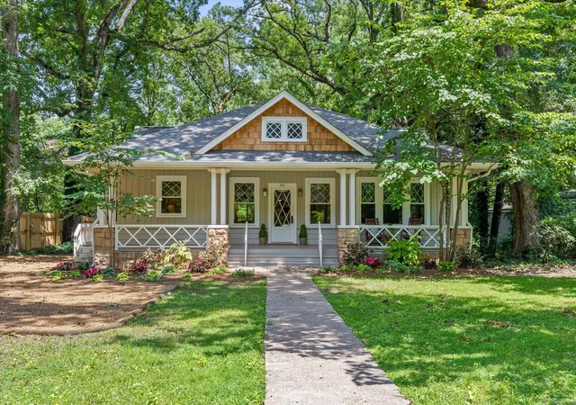 1st image of 321 Signal Mountain Blvd, Signal Mountain, TN 37377 | MLS# 1539795