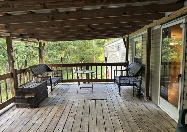 Photo 3 of Sale Pending at 854 Ponderosa Dr, Soddy Daisy, TN 37379 | MLS# 1540081 | Listing updated on 2026-09-02