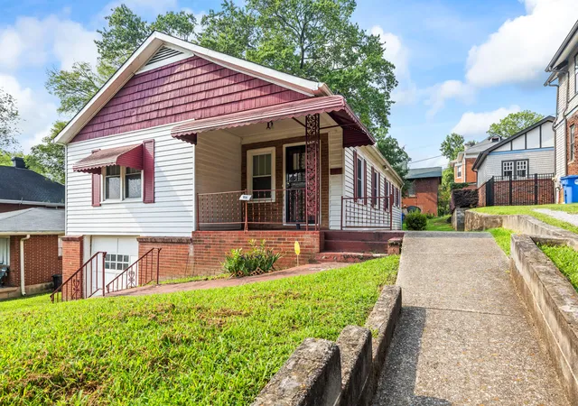 2nd image of 934 Fort Wood St, Chattanooga, TN 37403 | MLS# 1539975