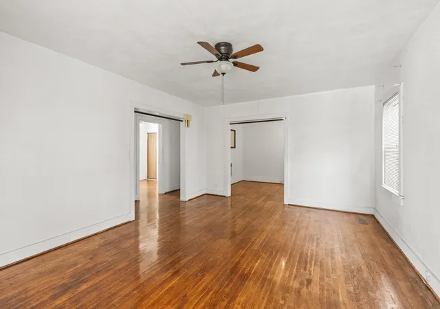Photo 4 of Single family home for sale at 934 Fort Wood St, Chattanooga, TN 37403 | MLS# 1539975 | Listing updated on 2026-09-25